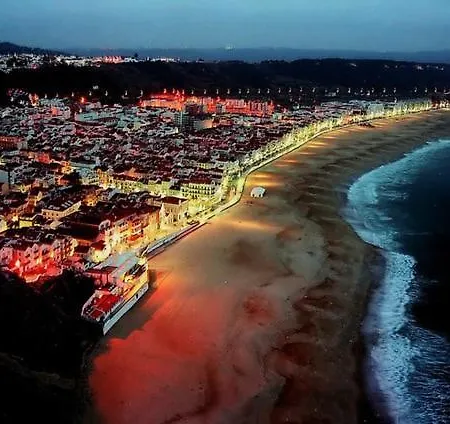 100 Meters From The Beach! Rua Da Paz * Nazare
